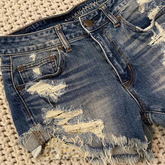 American Eagle Outfitters Pants - American Eagle Outfitters “Hi-Rise” Festival Jean Shorts - Size 4